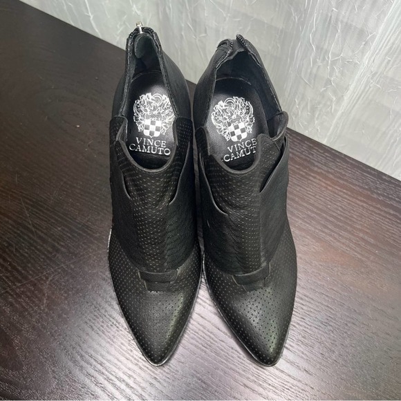 Vince Camuto Black  Ankle Bootie, Sheep Washed Wedges.  Size 6.5. #010 - Picture 5 of 9